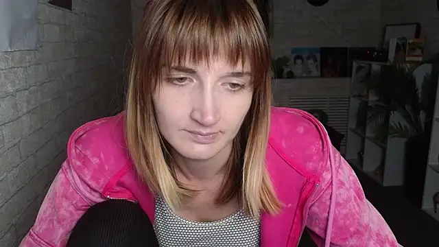 Nika Kitten online show from 27, 4, 2026