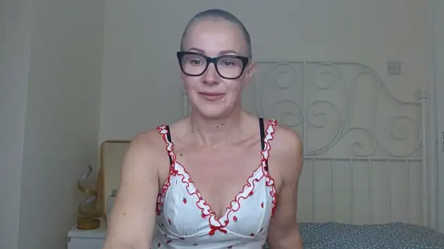 ELEGANT-ARIA36 online show from 14, 1, 2026