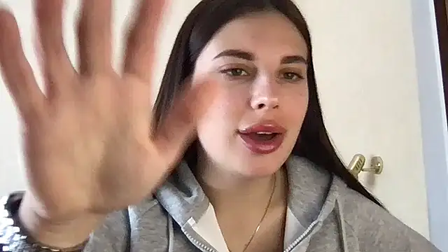 MoonriseGoddess online show from 15, 4, 2026