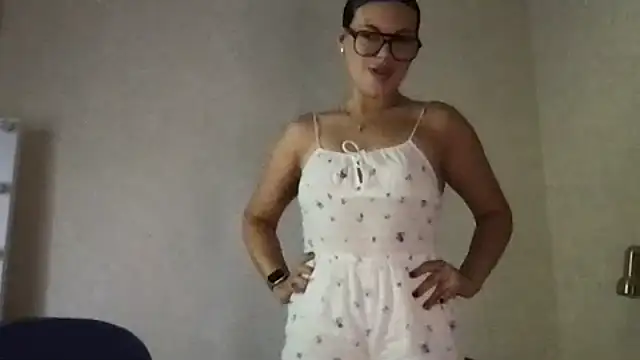 MoonriseGoddess online show from 20, 7, 2026