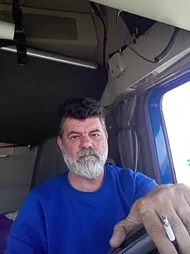 Snapshot of Billy72 chatting on 15, 4, 2026 Billy72 online show from 15, 4, 2026