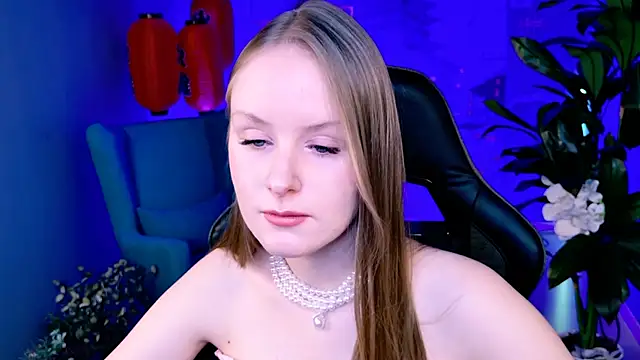 VivienLeeigh online show from 21, 9, 2025