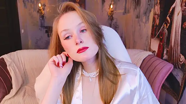 VivienLeeigh online show from 6, 4, 2026