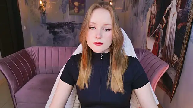 VivienLeeigh online show from 17, 4, 2026