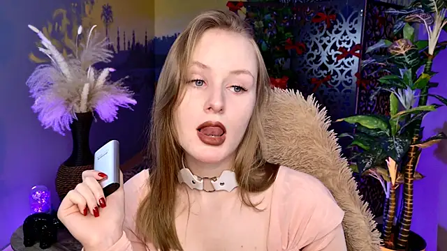 VivienLeeigh online show from 18, 2, 2026