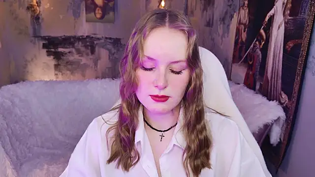 VivienLeeigh online show from 7, 3, 2026