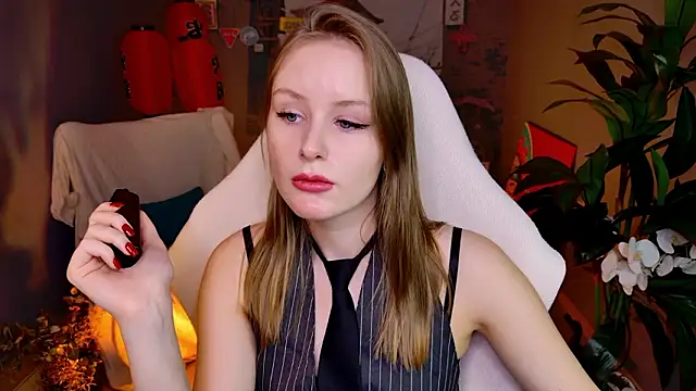 VivienLeeigh online show from 11, 2, 2026