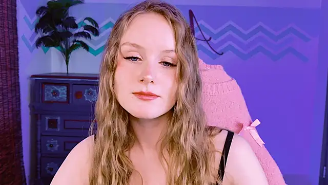 VivienLeeigh online show from 22, 10, 2025