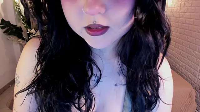 crimson tati  online show from 19, 7, 2026