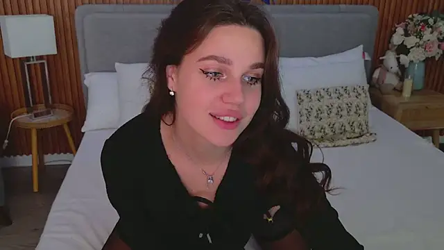 RihannaRose online show from 23, 9, 2025