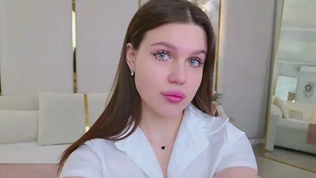 RihannaRose online show from 24, 3, 2026