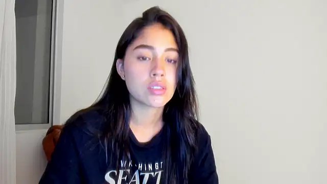 Snapshot of AriaMontgomery chatting on 1, 7, 2026 AriaMontgomery online show from 1, 7, 2026