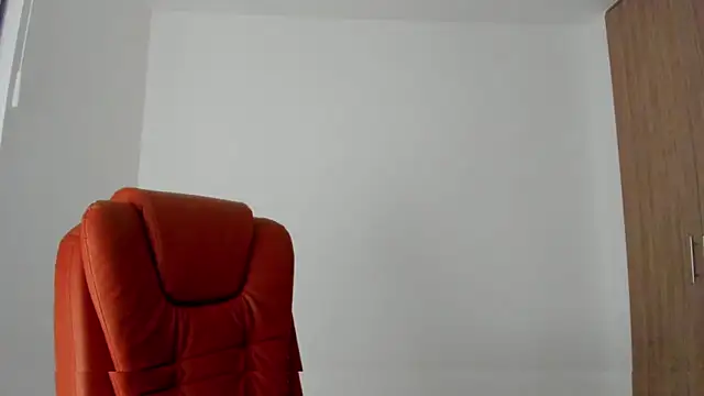 Snapshot of AriaMontgomery chatting on 27, 10, 2025 AriaMontgomery online show from 27, 10, 2025