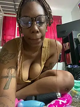 Snapshot of MsSapPhire500 chatting on 18, 6, 2026 MsSapPhire500 online show from 18, 6, 2026