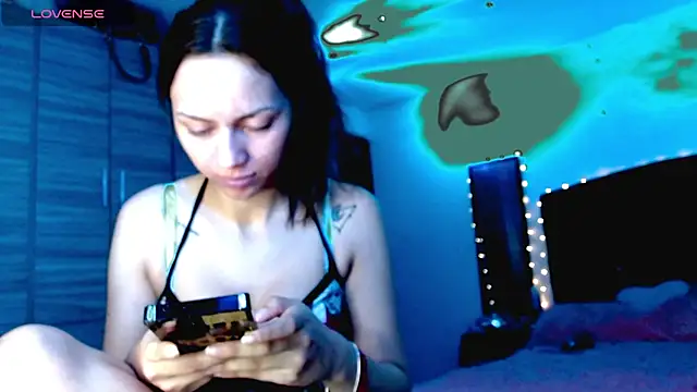 holy juli online show from 20, 12, 2025