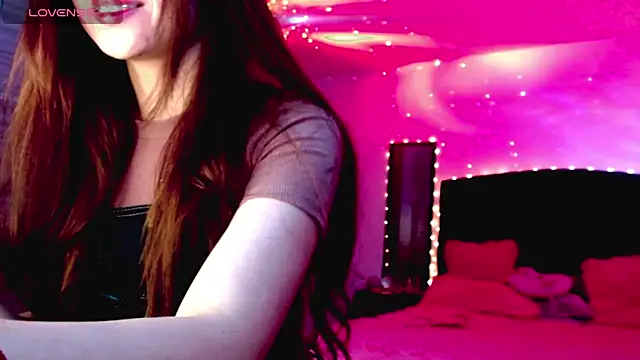 holy juli online show from 14, 11, 2025