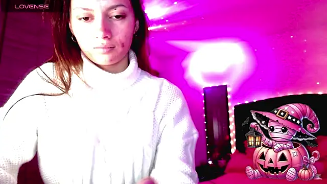 holy juli online show from 26, 10, 2025