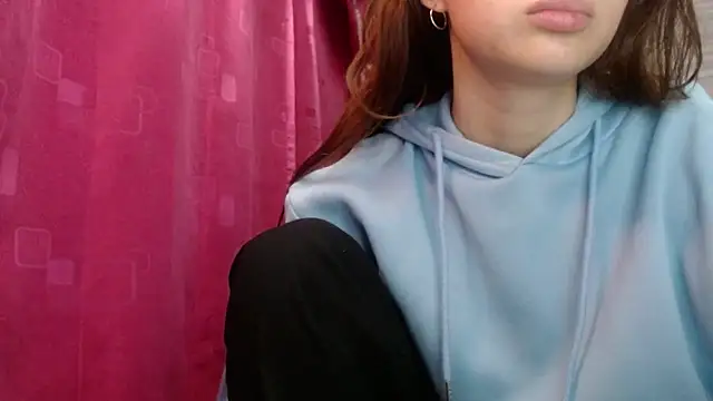 holy juli online show from 28, 2, 2026