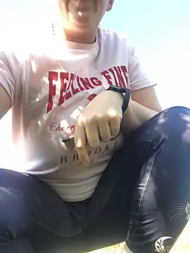 Snapshot of sexylady1983 chatting on 19, 3, 2025 sexylady1983 online show from 19, 3, 2025