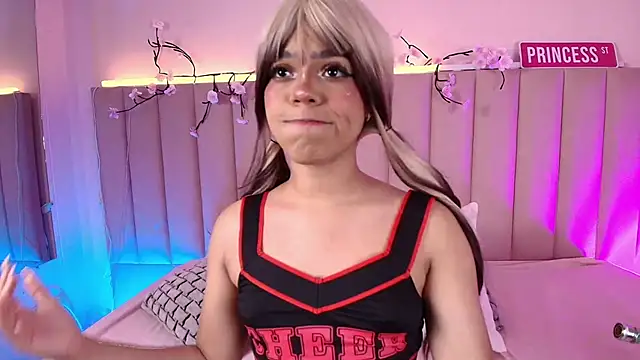 KellyOlsenbe online show from 27, 10, 2025