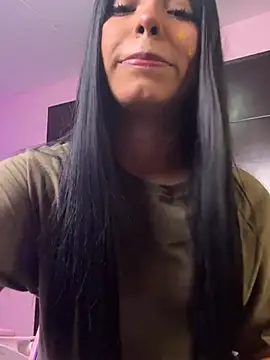 KellyOlsenbe online show from 3, 3, 2025