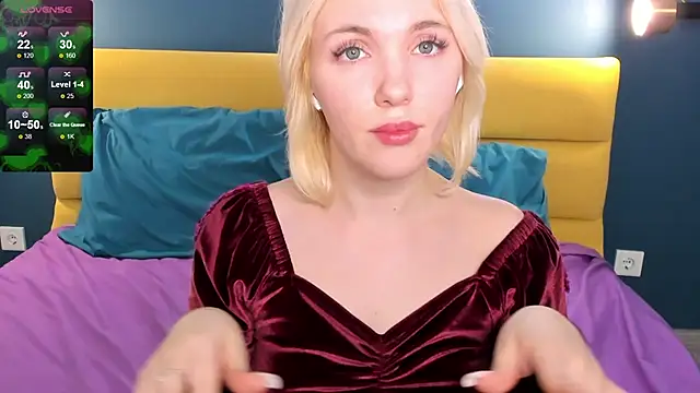 Fluffy Monica online show from 29, 1, 2025