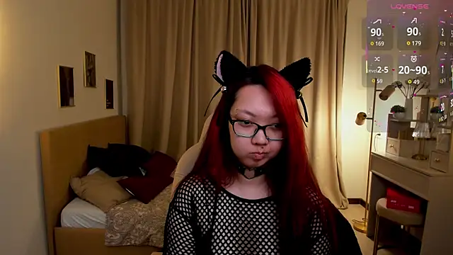 Marine Vact online show from 7, 4, 2026