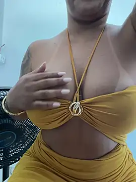 luara1988 online show from 20, 4, 2026