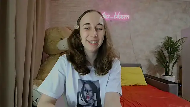 Anika bloom online show from 18, 3, 2025