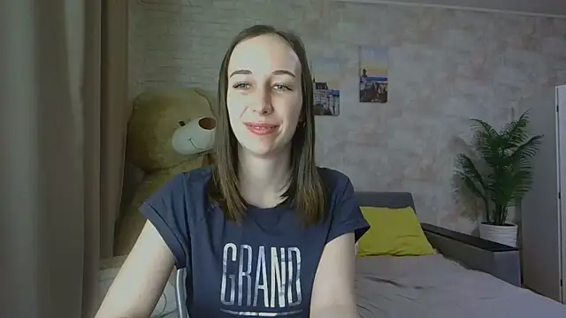 Snapshot of Anika_bloom chatting on 28, 10, 2025 Anika bloom online show from 28, 10, 2025