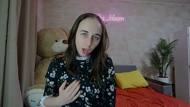 Anika bloom online show from 18, 3, 2025