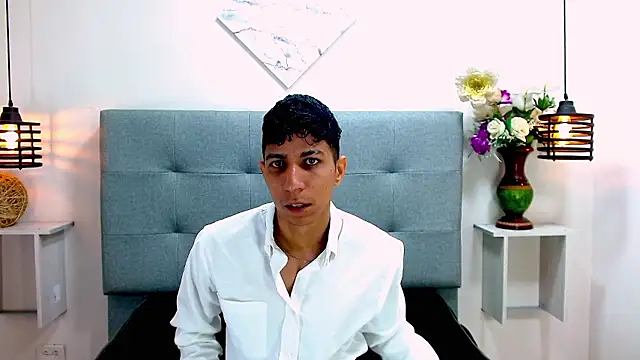 MachineHotxxx online show from 2, 12, 2024