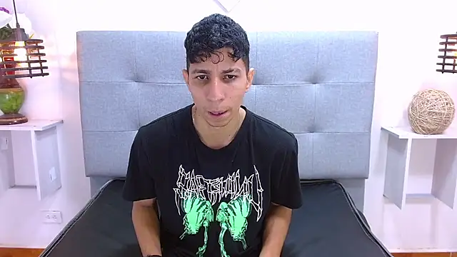 MachineHotxxx online show from 3, 12, 2024