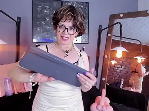 Samantha mature56 online show from 27, 9, 2025