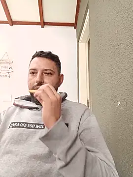 P4uzud4O online show from 19, 5, 2026