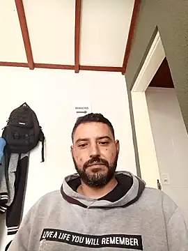 P4uzud4O online show from 11, 2, 2026