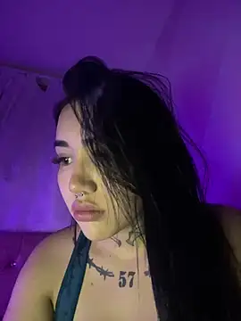 Snapshot of Nickiiiii chatting on 12, 2, 2025 Nickiiiii online show from 12, 2, 2025