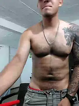 Snapshot of King_russo chatting on 10, 5, 2026 King russo online show from 10, 5, 2026