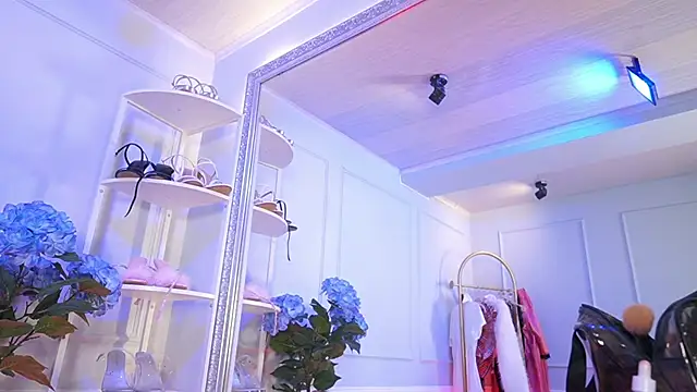 elasummer online show from 21, 3, 2026