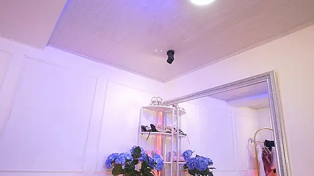 elasummer online show from 10, 2, 2026