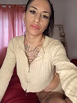 Snapshot of LaCristinatrans chatting on 11, 10, 2025 LaCristinatrans online show from 11, 10, 2025