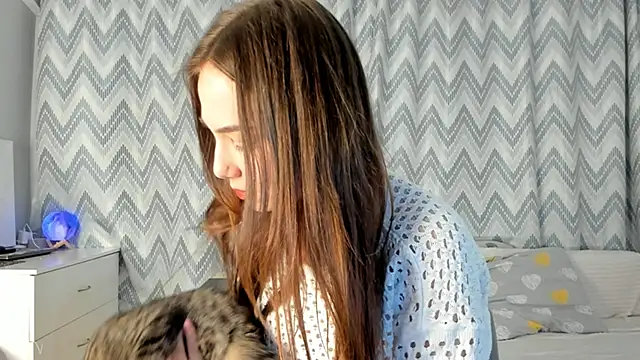Tate Angel online show from 7, 2, 2025