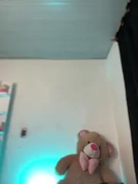 celine bell20 online show from 9, 4, 2026