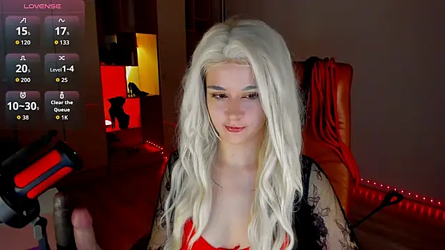 mollyposhh online show from 5, 3, 2026