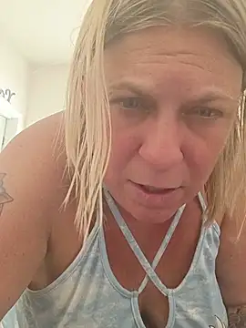 Snapshot of Playmate86 chatting on 29, 6, 2026 Playmate86 online show from 29, 6, 2026