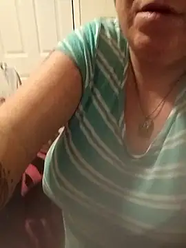 Playmate86 online show from 5, 4, 2026