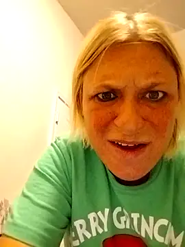 Playmate86 online show from 8, 12, 2024