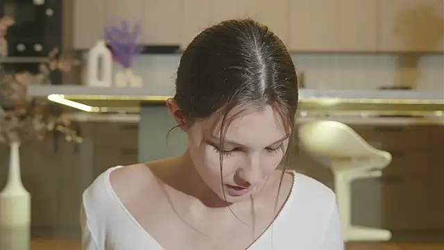 whisper of love online show from 9, 11, 2025