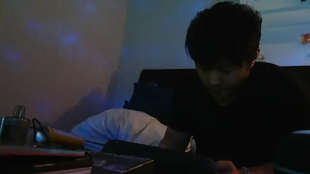 cloudyspun online show from 22, 11, 2025