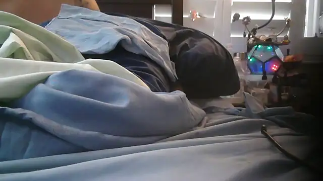 cloudyspun online show from 30, 11, 2025